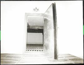 image 02
