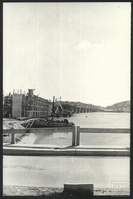 image 03