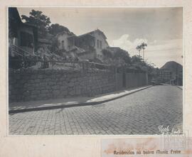 Residências no bairro Muniz Freire