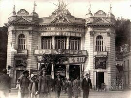 Fachada do Teatro Carlos Gomes